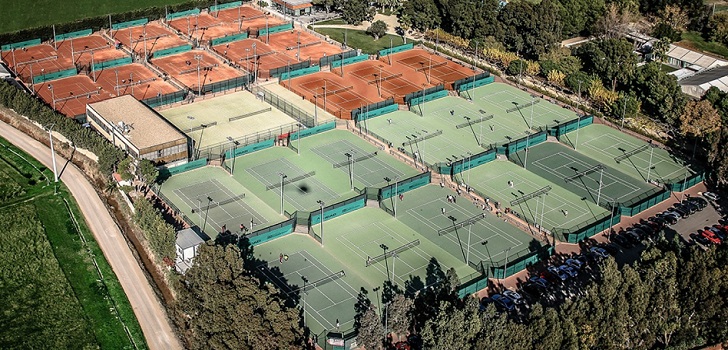 La compañía especializada en la formación de tenistas ha recibido la certificación como Equipamiento de Turismo Deportivo por parte de la Agencia Catalana de Turismo.